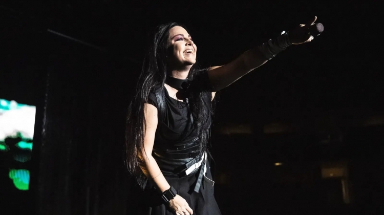 evanescence amy lee live steve thrasher 2022 1600x900, Steve Thrasher